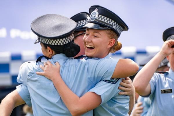 QPS Graduation - Kenlyn hugging