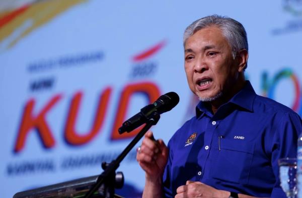 DPM Zahid hopes residents in north Selangor won’t pick the wrong leaders