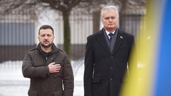 Ukraine’s Zelenskyy seeking air defence help on visit to Baltic nations